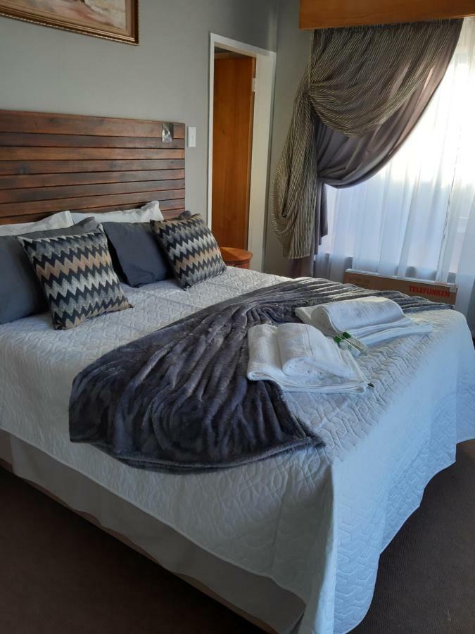 Fochville Guesthouse Exterior foto