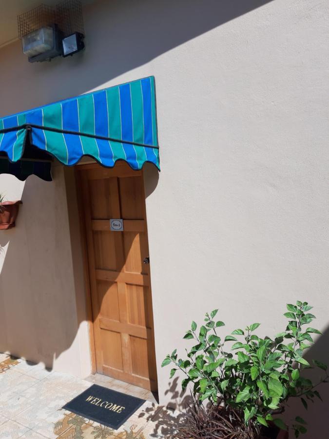 Fochville Guesthouse Exterior foto